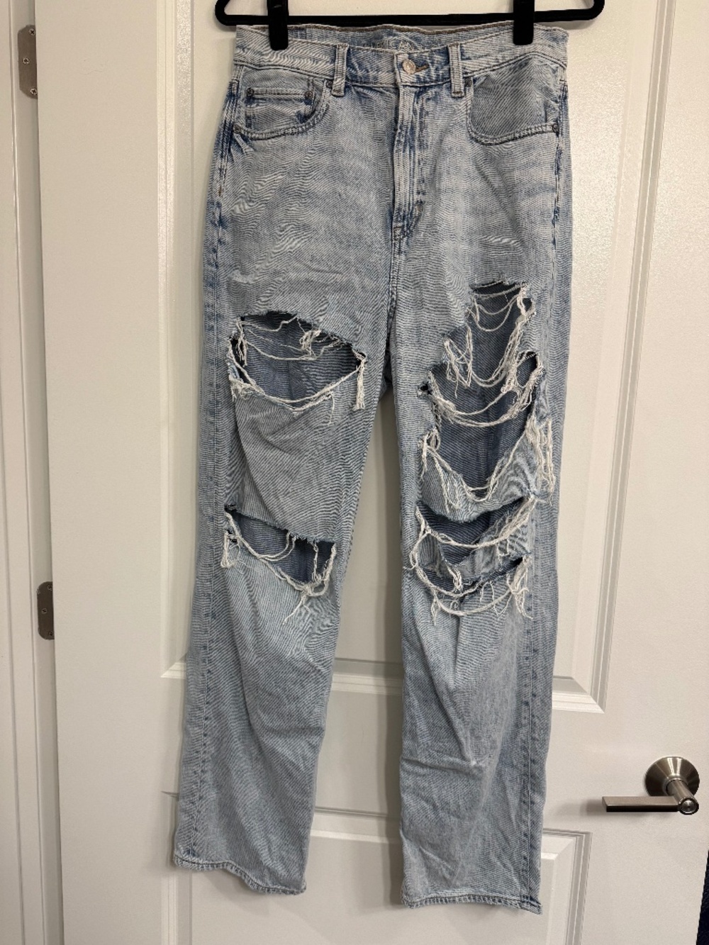 AE Ripped Jeans
